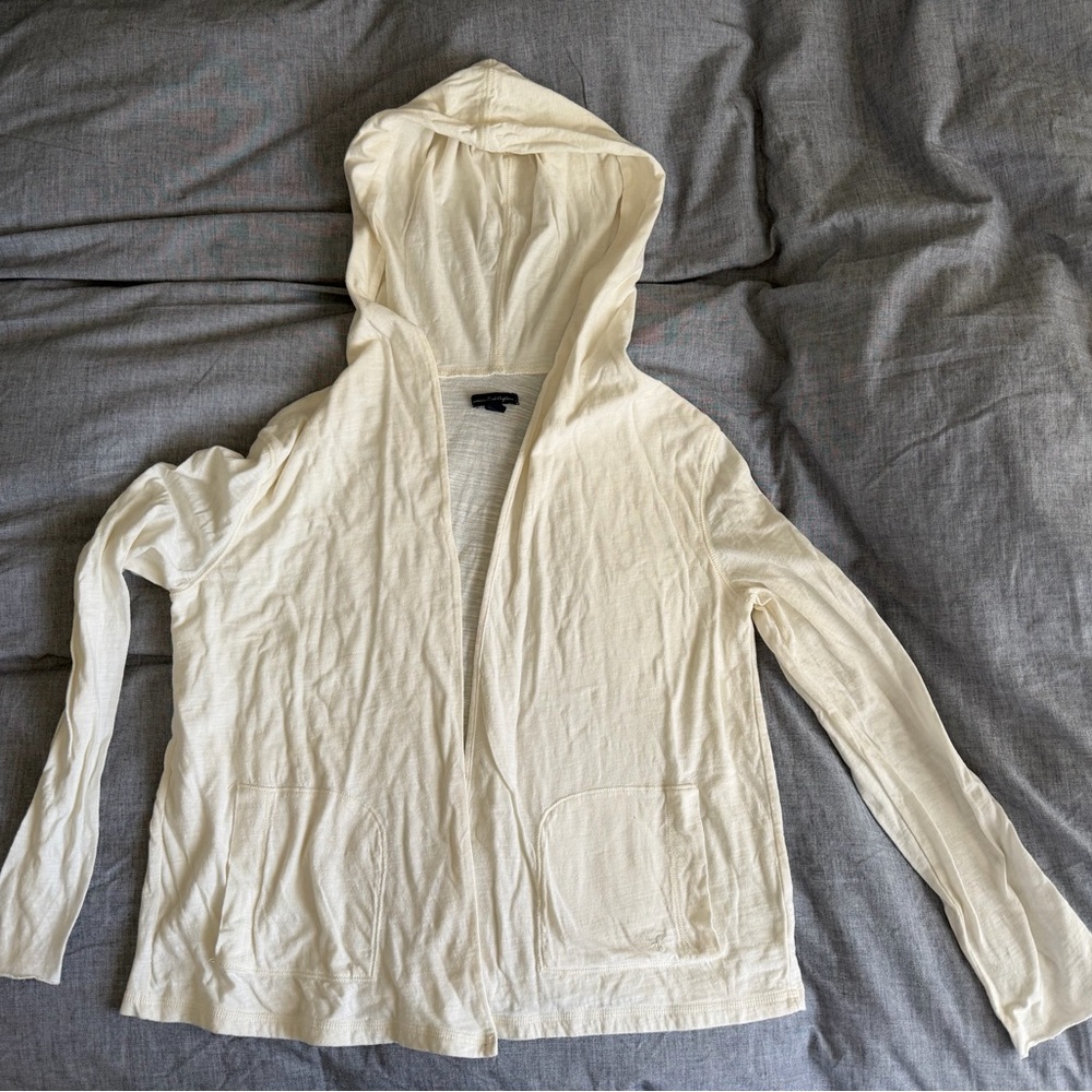 American Eagle Outfitters Off-White Cardigan
